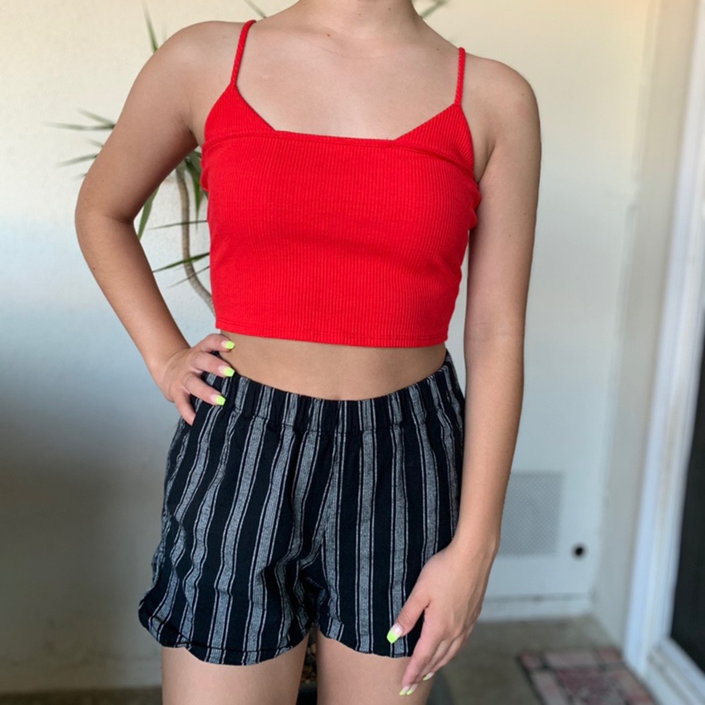 FASHION NOVA RED TANK CROP TOP